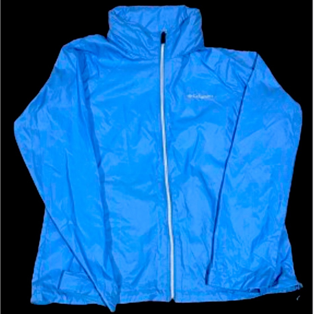 COLUMBIA BLUE WINDRBEAKER. “XL”. Fits like a large. I’m only 5’10 and it fits me